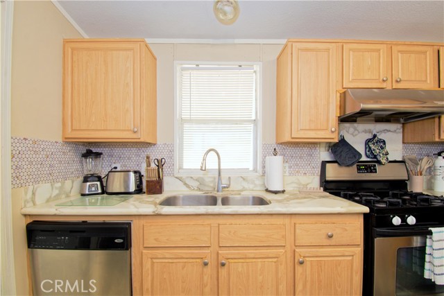 Detail Gallery Image 11 of 27 For 2450 E Hobsonway, Blythe,  CA 92225 - 3 Beds | 2 Baths