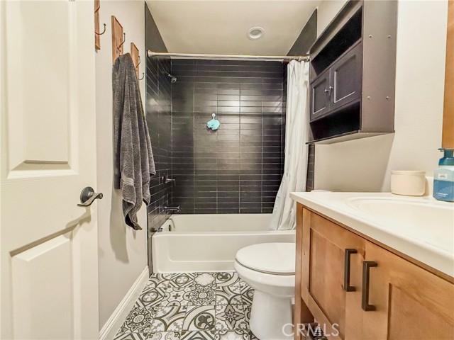25755 Via Lomas, Laguna Hills CA: https://media.crmls.org/medias/0a261b9e-ff3c-453b-82fd-26272c409311.jpg