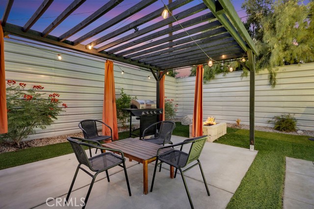 414 W Avenida Cerca, Palm Springs, CA 92262