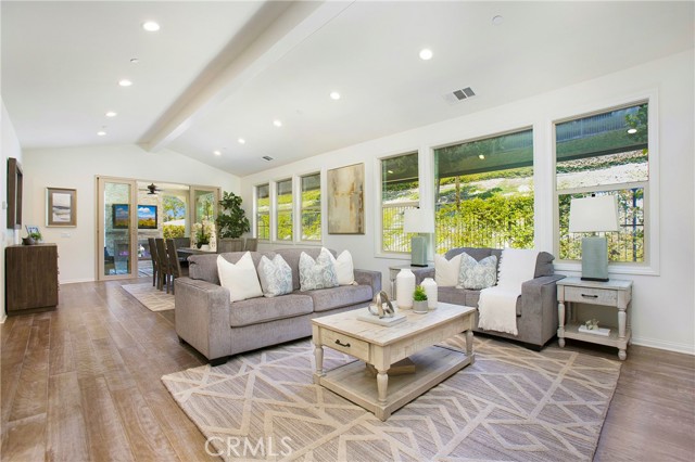 112 Cerrero Court, Rancho Mission Viejo CA: https://media.crmls.org/medias/0a26f8bf-a9b3-4af8-966d-a01d2a23e5d6.jpg