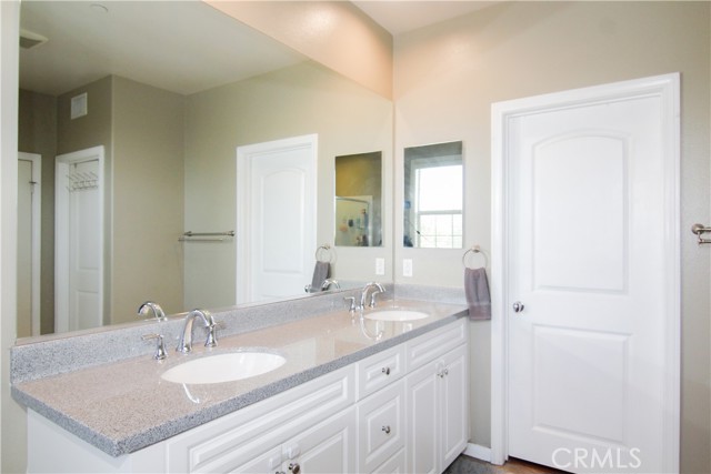 Detail Gallery Image 19 of 22 For 4098 S Emory Ln Unit #9, Ontario,  CA 91761 - 2 Beds | 2 Baths