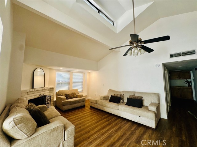 7517 Hachita Ct, Bakersfield, CA 93309 photo 6