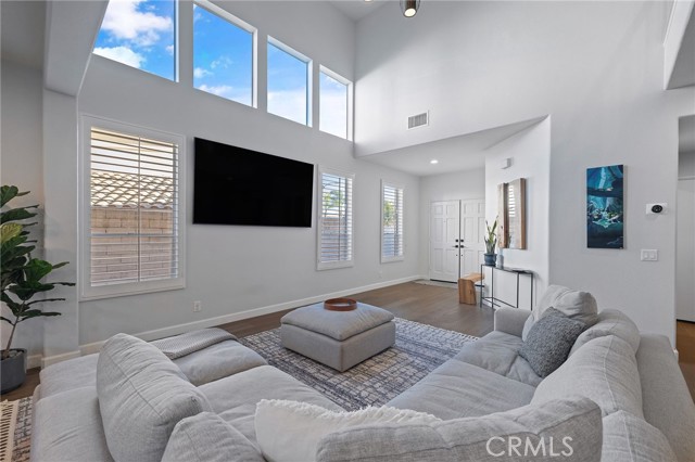 Detail Gallery Image 7 of 55 For 325 E Concord, Placentia,  CA 92870 - 5 Beds | 2/1 Baths