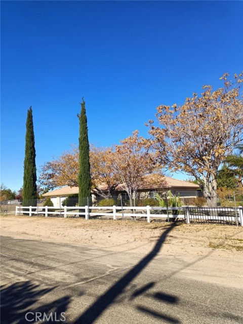 Detail Gallery Image 13 of 13 For 15742 Muscatel, Hesperia,  CA 92345 - 4 Beds | 3 Baths