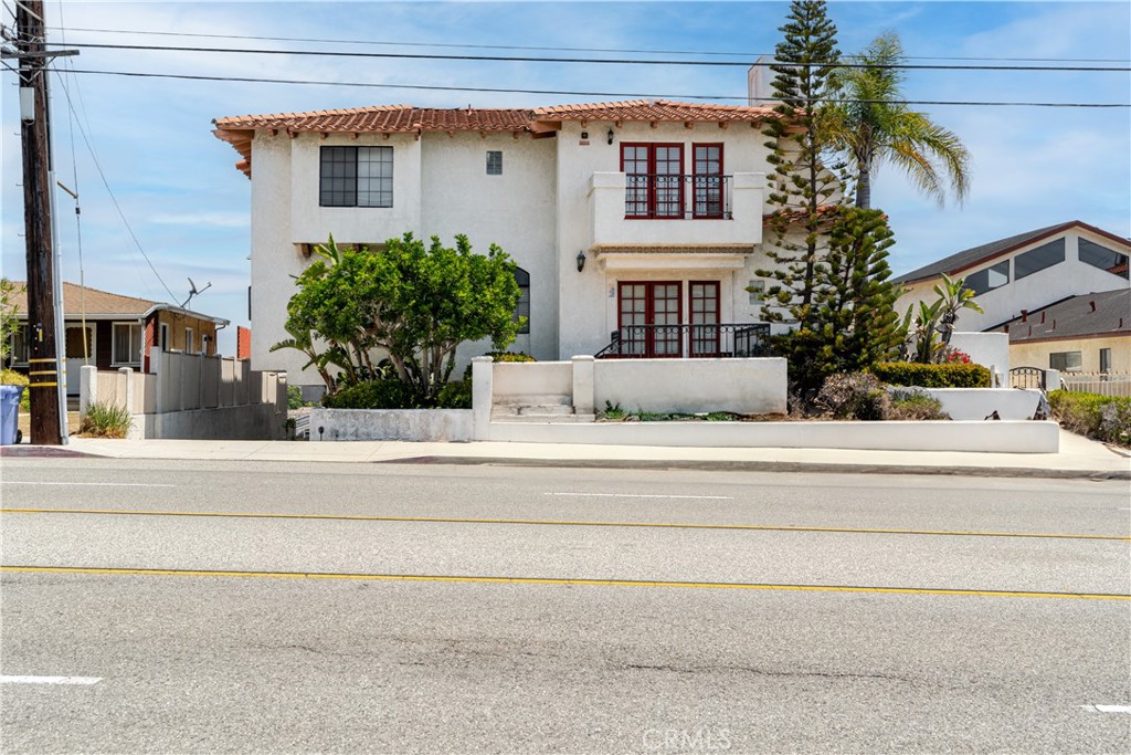 210 S Prospect Avenue #2