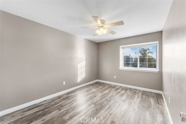 Detail Gallery Image 25 of 51 For 3910 Whirlwind Dr, Bakersfield,  CA 93313 - 3 Beds | 3 Baths