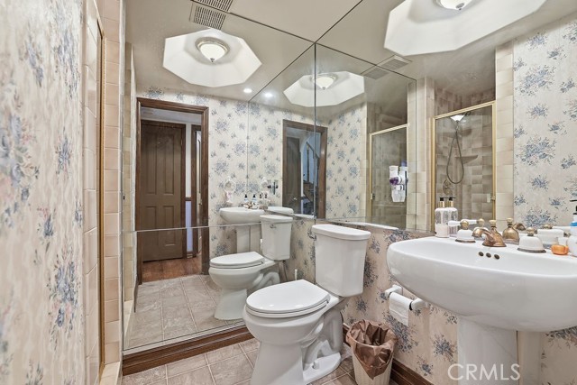 Detail Gallery Image 16 of 46 For 24300 Sylvan Glen, Calabasas,  CA 91302 - 5 Beds | 3 Baths