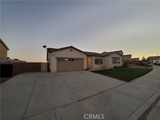 Detail Gallery Image 2 of 29 For 35349 Mickelson, Beaumont,  CA 92223 - 4 Beds | 2 Baths