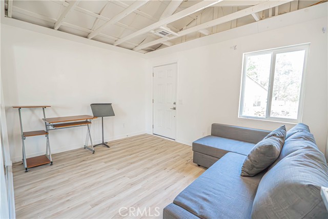 35356 Sierra Vista Drive, Agua Dulce CA: https://media.crmls.org/medias/0a2d1d0e-cb66-4b47-aba0-13289b115901.jpg