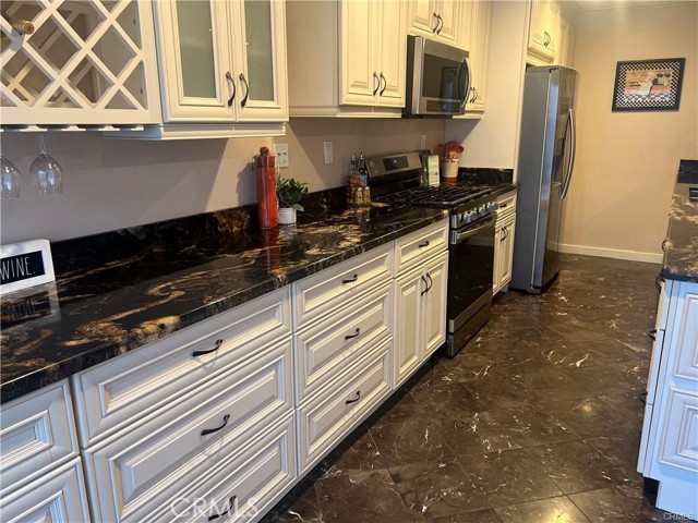 Detail Gallery Image 2 of 22 For 1714 Byerton Ct, Rancho Palos Verdes,  CA 90275 - 3 Beds | 2 Baths