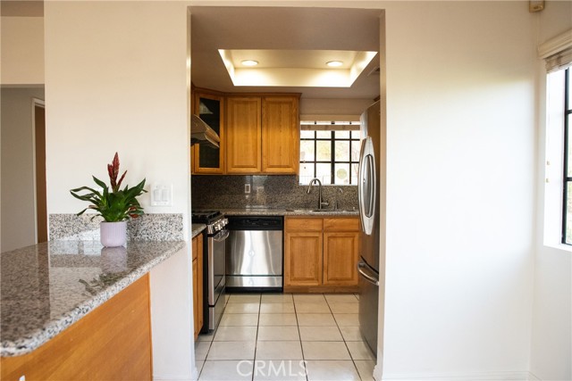 Detail Gallery Image 7 of 17 For 227 S Atlantic Bld a,  Monterey Park,  CA 91754 - 3 Beds | 2/1 Baths