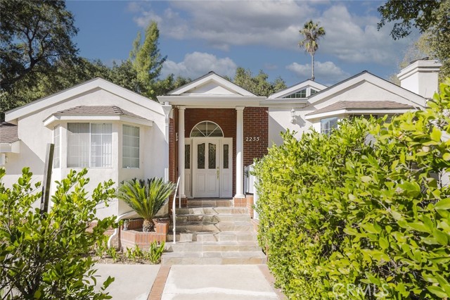 Detail Gallery Image 6 of 52 For 2255 E Chevy Chase Dr, Glendale,  CA 91206 - 4 Beds | 3 Baths