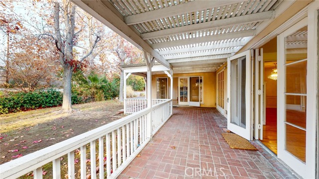 849 San Vicente Road, Arcadia CA: https://media.crmls.org/medias/0a2e89de-62ff-4439-ac72-c6d36f8d7e35.jpg
