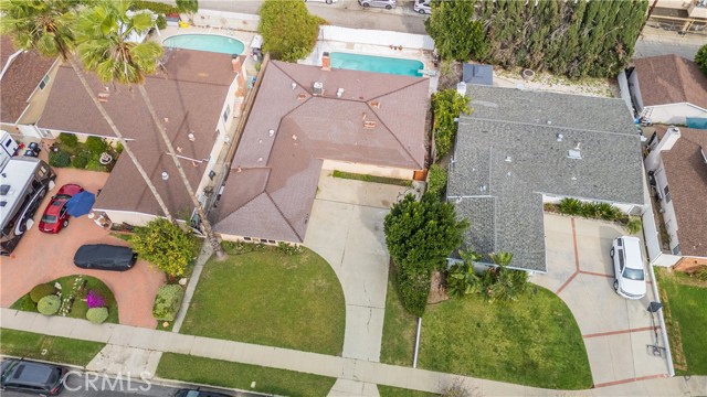 Detail Gallery Image 2 of 32 For 16643 Tuba, Granada Hills,  CA 91343 - 3 Beds | 2 Baths