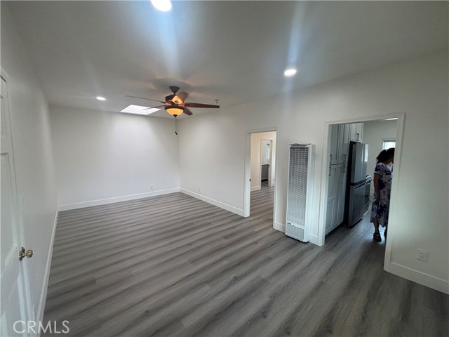 1102 Termino Avenue, Long Beach CA: https://media.crmls.org/medias/0a2fdf1d-4a25-4b52-aee4-ee2bfbe5abe3.jpg