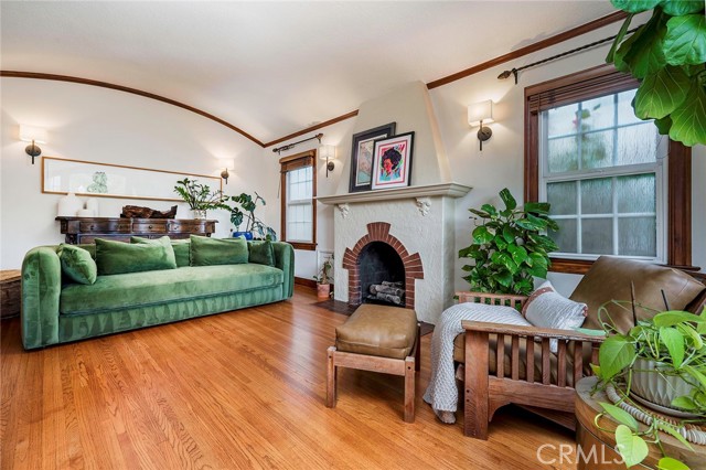 Detail Gallery Image 4 of 34 For 3755 Olive, Long Beach,  CA 90807 - – Beds | – Baths