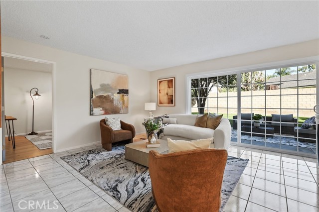 Detail Gallery Image 18 of 55 For 12547 Yosemite, Cerritos,  CA 90703 - 4 Beds | 3 Baths