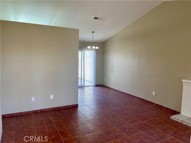 Image 3 for 11474 Teak Ln, Fontana, CA 92337