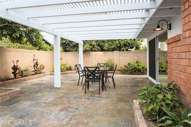 7231 Siena Avenue, Westminster CA: https://media.crmls.org/medias/0a32cf81-43cf-455e-9ba7-3b268dae04fa.jpg