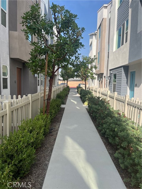 Detail Gallery Image 20 of 21 For 10901 Montauk, Stanton,  CA 90680 - 4 Beds | 3/1 Baths