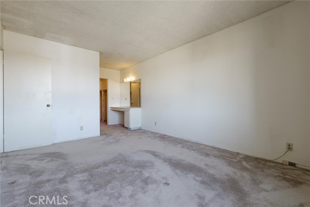 Detail Gallery Image 14 of 48 For 12830 Burbank Blvd. #310,  Valley Village,  CA 91607 - 2 Beds | 2 Baths