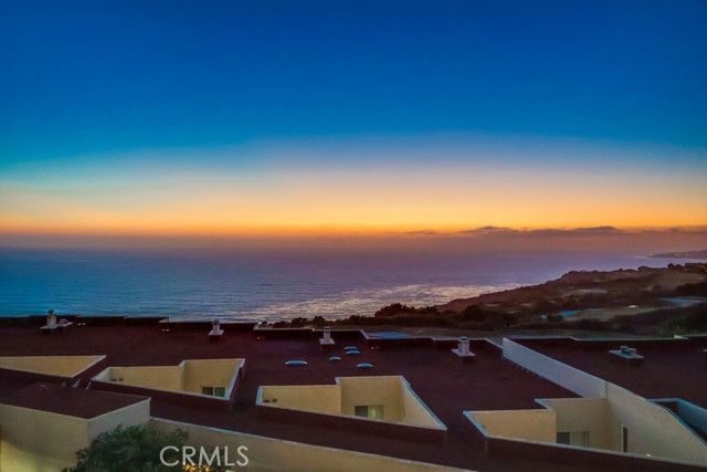 Detail Gallery Image 6 of 74 For 3200 La Rotonda Dr #611,  Rancho Palos Verdes,  CA 90275 - 2 Beds | 2 Baths