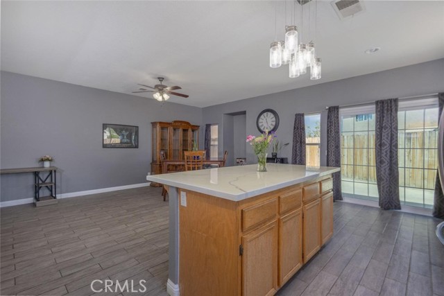Detail Gallery Image 12 of 34 For 24871 Loire Ct, Hemet,  CA 92544 - 4 Beds | 2 Baths