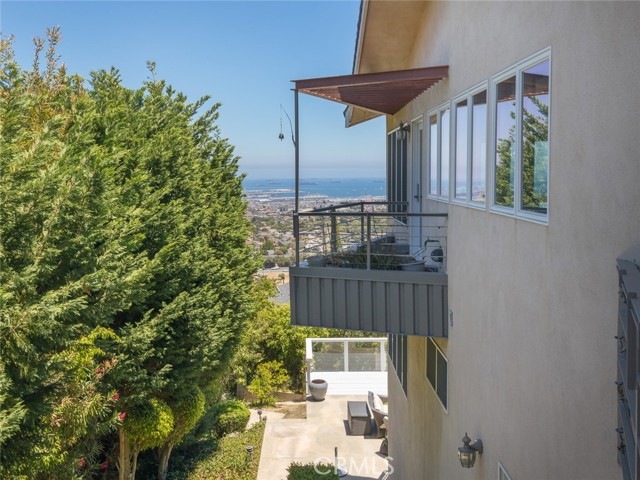 2135 Chandeleur Drive, Rancho Palos Verdes, California 90275, 5 Bedrooms Bedrooms, ,4 BathroomsBathrooms,Residential,Sold,Chandeleur,PV21147039