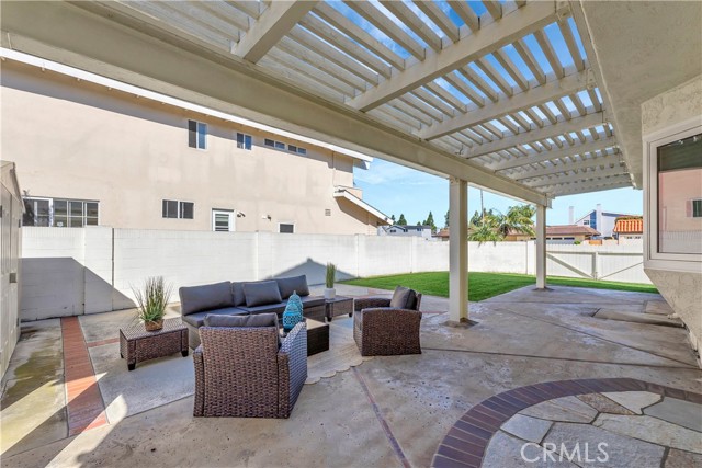 Detail Gallery Image 50 of 63 For 19201 Sherborne Ln, Huntington Beach,  CA 92646 - 4 Beds | 2/1 Baths