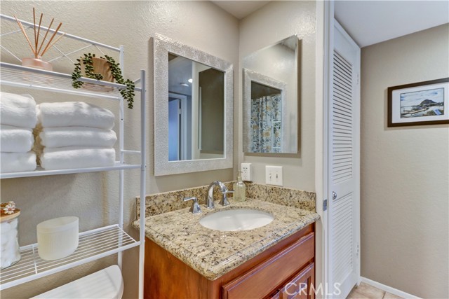 21982 Kitridge, Mission Viejo CA: https://media.crmls.org/medias/0a34a72a-0ff7-4efe-a5b8-2d2a199143e6.jpg