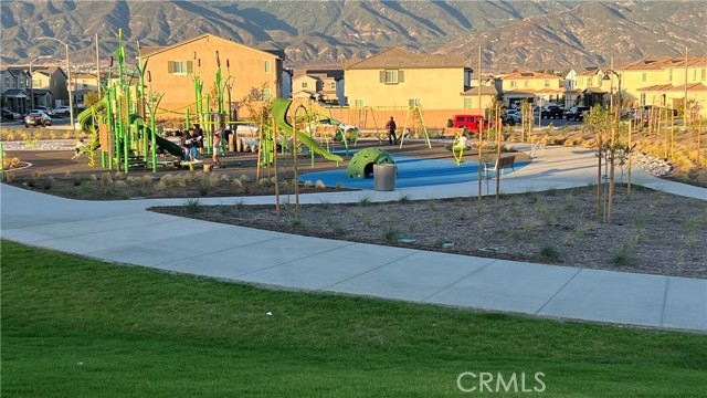 Detail Gallery Image 27 of 34 For 2607 Hannah Creek Ln, Rialto,  CA 92377 - 4 Beds | 3 Baths