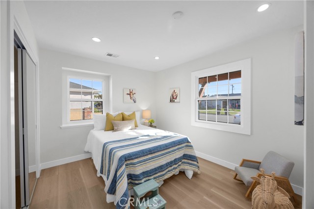 Image 34 of 53 For 8326 Fontainbleau Way