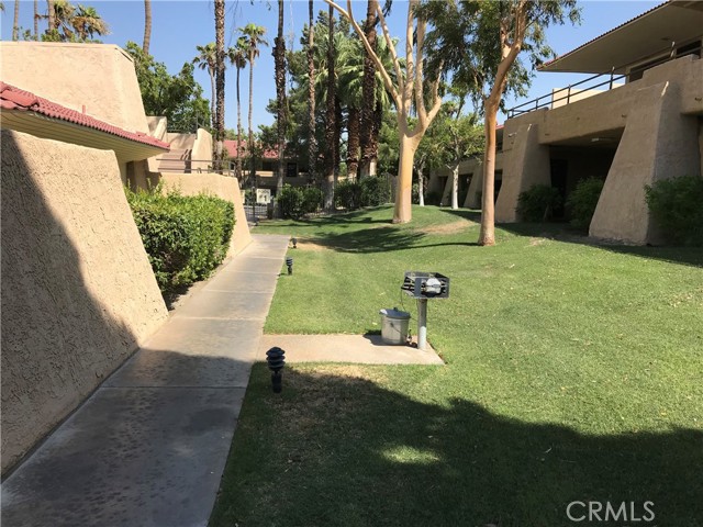 Detail Gallery Image 13 of 14 For 2820 N Arcadia Ct #204,  Palm Springs,  CA 92262 - 1 Beds | 1 Baths