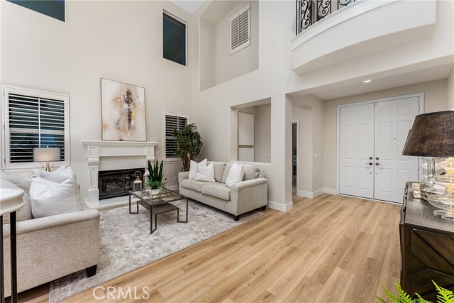 Detail Gallery Image 4 of 48 For 17290 Bramble Ct, Yorba Linda,  CA 92886 - 5 Beds | 4/1 Baths