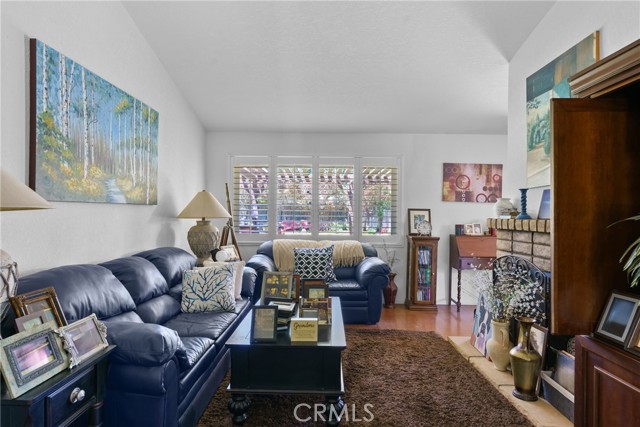 4319 Valley Drive, Santa Maria CA: https://media.crmls.org/medias/0a3634d8-33a2-4112-8bfe-ca5f4ba5cc90.jpg