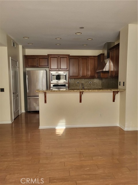 Detail Gallery Image 9 of 17 For 64 Shadowplay, Irvine,  CA 92620 - 3 Beds | 3 Baths