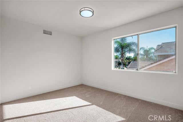 Detail Gallery Image 28 of 33 For 16024 Hart, Van Nuys,  CA 91406 - 3 Beds | 3 Baths