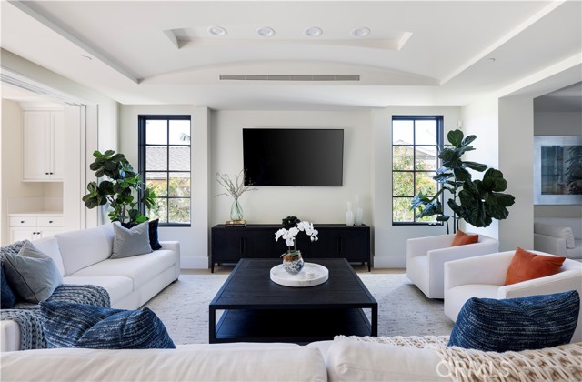 Detail Gallery Image 7 of 38 For 260 Evening Canyon Rd, Corona Del Mar,  CA 92625 - 4 Beds | 4/1 Baths