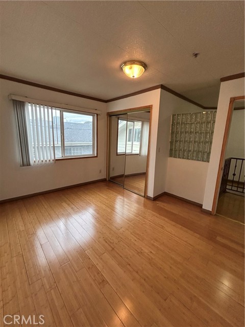 Detail Gallery Image 3 of 8 For 428 N Hollywood Way #203,  Burbank,  CA 91505 - 2 Beds | 2 Baths