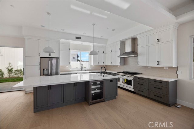 Detail Gallery Image 6 of 47 For 2100 Harriman Ln, Redondo Beach,  CA 90278 - 5 Beds | 4/1 Baths