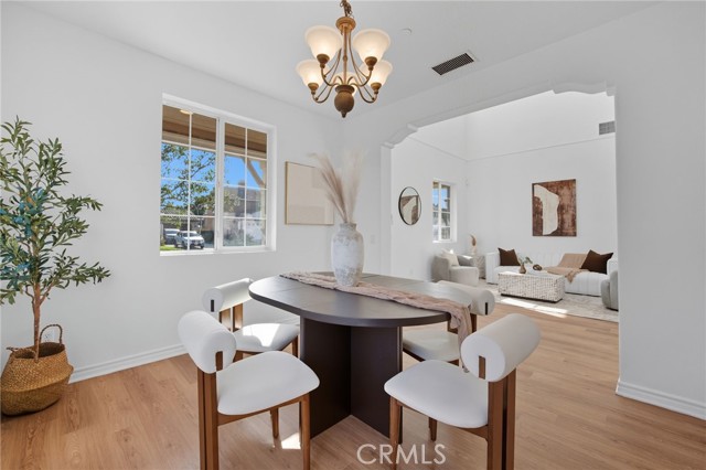 Detail Gallery Image 12 of 53 For 13346 Los Olivos Rd, Sylmar,  CA 91342 - 4 Beds | 4 Baths