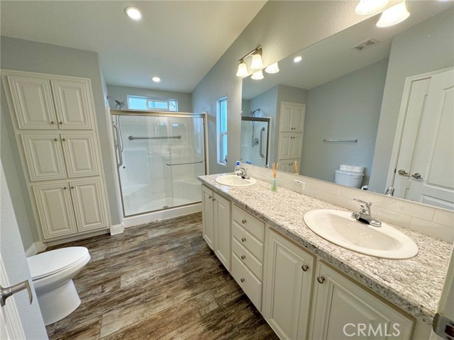 Detail Gallery Image 32 of 47 For 840 E Foothill Bld #200,  Azusa,  CA 91702 - 2 Beds | 2 Baths