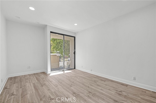 Detail Gallery Image 44 of 49 For 1630 S Bentley Ave #103,  Los Angeles,  CA 90025 - 2 Beds | 2/1 Baths