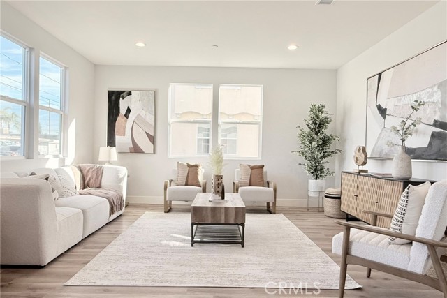 Detail Gallery Image 3 of 22 For 11237 Gladhill Rd #12,  Whittier,  CA 90604 - 3 Beds | 2/1 Baths