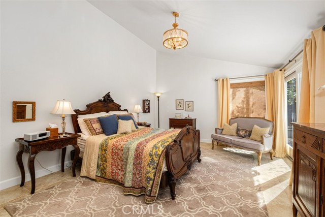 Detail Gallery Image 12 of 22 For 18 Shoal Drive, Corona Del Mar,  CA 92625 - 3 Beds | 2 Baths