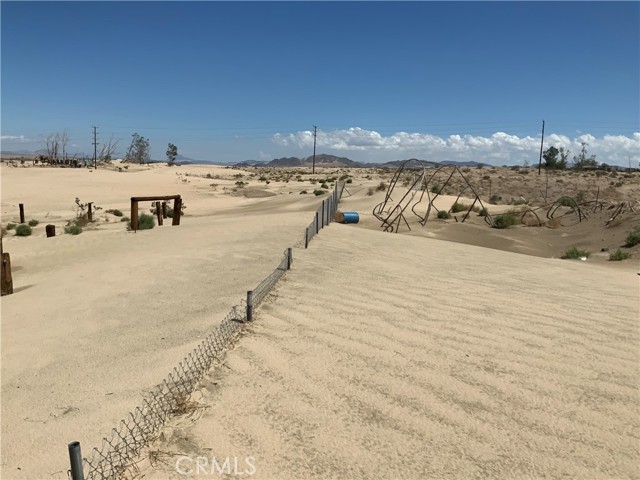 Detail Gallery Image 1 of 5 For 45962 Palma Vista Rd, Newberry Springs,  CA 92365 - – Beds | – Baths