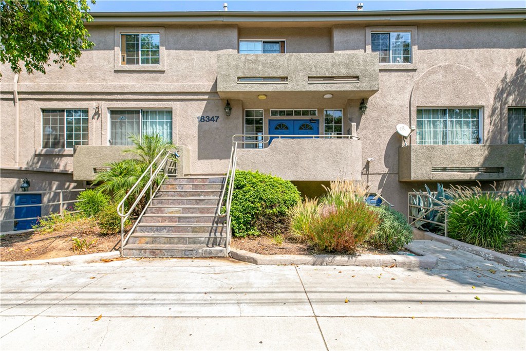 18347 Saticoy Street #17