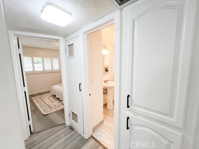 https://media.crmls.org/medias/0a3ce7f2-0432-4f02-a472-71b3c52eb7e5.jpg?preset=X-Large