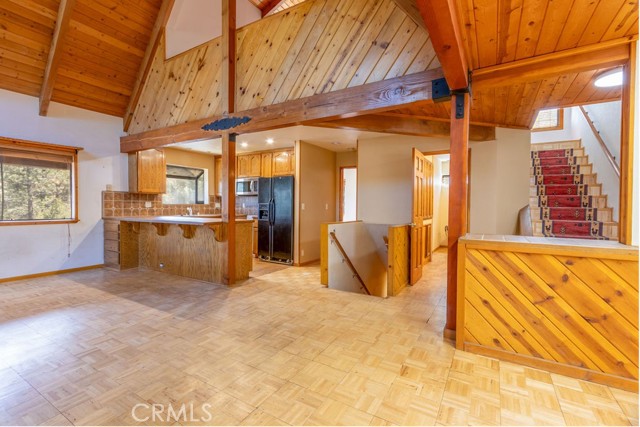 2208 Bernina, Pine Mountain Club CA: https://media.crmls.org/medias/0a3d2306-7dbe-4238-98f7-02339ce3531c.jpg