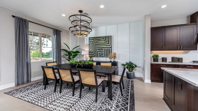 Detail Gallery Image 8 of 14 For 91 Interval, Irvine,  CA 92618 - 5 Beds | 4 Baths